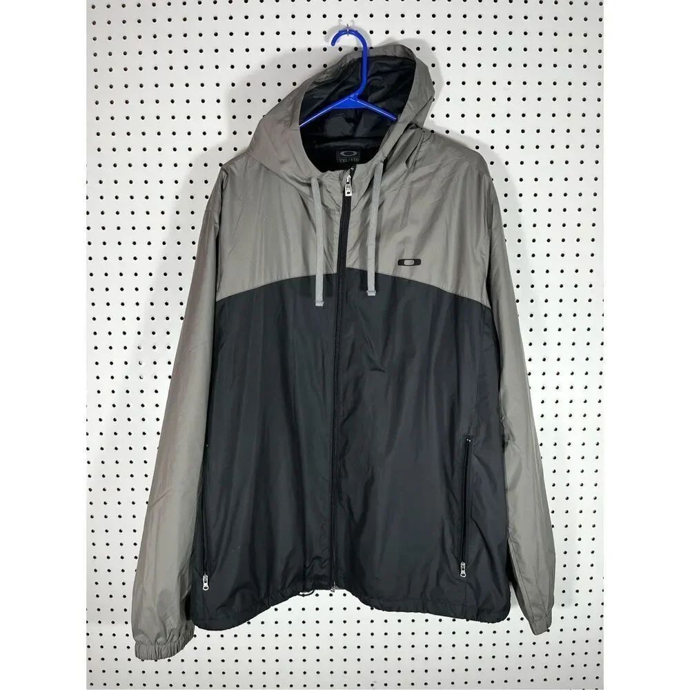 Oakley fleece lined windbreaker jacket size XXL